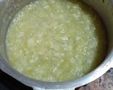 A picture of step 1 of Lauki ka bharta.
