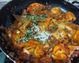 A picture of step 2 of Chicken Curry with Fennel Seeds and Kasoori Methi.