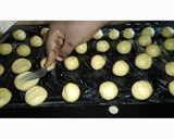 A picture of step 4 of Butter cookies.