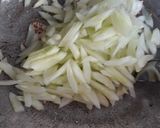 Foto langkah ke 3 dari resep Tumis Timun.