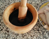 Foto del paso 5 de la receta: Calamares rellenos y en su tinta con guarnición de arroz