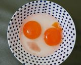 Foto langkah ke 1 dari resep Orak Arik Telur Paprika.