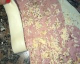 Foto del paso 1 de la receta: Palmerita y tirabuzón de jamón y queso😋😋