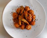 Foto del paso 11 de la receta: Guiso de albóndigas de caella, surtido de setas y alcachofas