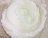 Hình bước làm 4 của món Vào bếp cùng con: Bánh tổ ong kiểu Bỉ (belgian waffle)