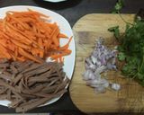 Hình bước làm 1 của món Miến xào giò chả