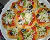 صورة لخطوة 1 من وصفة ميني بيتزا 🍕🍕