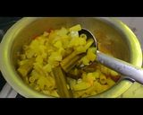 A picture of step 5 of Vegetable Curry.
