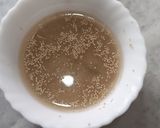 A picture of step 1 of Aloo Posto.