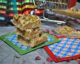 A picture of step 10 of Besan Halwa حلوای آرد نخودچی.