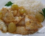 Foto del paso 10 de la receta: Filetes de gallo con uvas