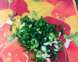 Foto del paso 2 de la receta: Hamburguesas de salmón con Ensalada Caigua Chilena y mix de pimientos Hongos!!