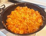 A picture of step 3 of Easy Sausage Omurice.