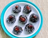 A picture of step 5 of Kavuni Arisi (Black rice) Ladoo.