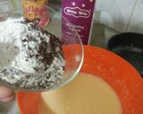 A picture of step 4 of Golden painted choc cake design.....