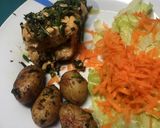 Foto del paso 3 de la receta: Pechuga de pollo cocida al cilantro