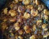 A picture of step 6 of Prawns gravy.