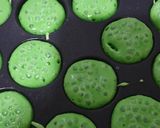 Foto langkah ke 3 dari resep Kue cubit Pandan.
