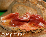 Foto del paso 1 de la receta: Pan payés (Para de pagés) 🍞 🍅