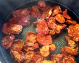 Foto del paso 1 de la receta: Tomates secos hidratados y condimentados