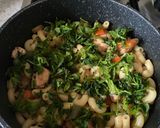 A picture of step 2 of Macaroni with chicken.