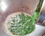 A picture of step 4 of Spinach soup (palak soup).