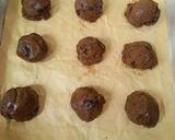A picture of step 3 of Chocolate&currant cookies.