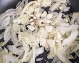 Foto del paso 2 de la receta: Spaghetti picantes con aceitunas