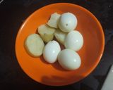 A picture of step 1 of Anda Masala.