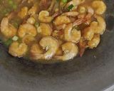 Foto langkah ke 4 dari resep Udang goreng mentega.
