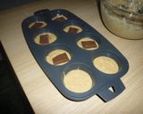 Meggyel és csokival töltött muffin recept fázis 5 fotója