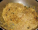 सेवई उपमा (sevai upma recipe in marathi) रेसिपी स्टेप 4 फोटो 