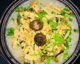 Hình bước làm 6 của món Soup Gà nấm🍗