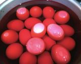 Foto langkah ke 3 dari resep Telur merah(ulang tahun).
