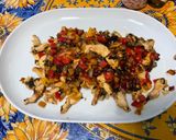 Une image de l'étape 17 de Émincé de poulet mariné au chutney, oignon et poivrons bicolores.