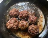 A picture of step 5 of Stuffed Shitake Mushrooms.