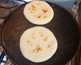 Foto del paso 3 de la receta: Arepa Catira 🇻🇪