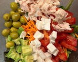 Foto del paso 1 de la receta: Ensalada completa 🍅🥬🥑🥕
