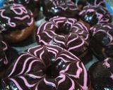 Foto langkah ke 12 dari resep Donat Maizena Tanpa Telur Empuk Banget.