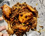 A picture of step 6 of Phalyaan chicken.