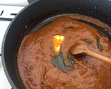 Omlós, fűszeres csirkemell pikáns szószban recept fázis 3 fotója