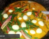 Foto langkah ke 6 dari resep Gulai Telur Puyuh Kacang Panjang.