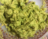 Foto del paso 2 de la receta: 344. Guacamole tradicional mexicano (salsa)