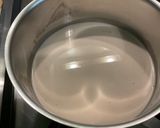 Une image de l'étape 4 de Crèmes caramélisées à la cerise.