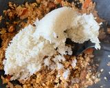 Foto langkah ke 5 dari resep Nasi Goreng Tuna.