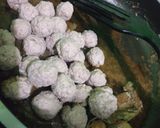 Foto langkah ke 6 dari resep Bola daging.