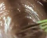 صورة لخطوة 1 من وصفة كيكة الشوكولاتة الطرية 😍❤️