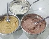 Foto langkah ke 8 dari resep Trio chocomoca batik cake.