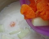 Foto langkah ke 3 dari resep Fruit Cubes Pudding.