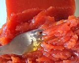 Foto del paso 2 de la receta: Pasta frola de naranja y membrillo con pasas de uvas al oporto🧉